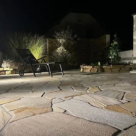 -stadthaus Ida- Mit Grosser Dachterasse, Am Schlosspark, Luftkurort Kisslegg, Boxspringbetten, Kaffeevollautomat, Smarttv, Familienfreundlich, Grosszuegig, Zentral *