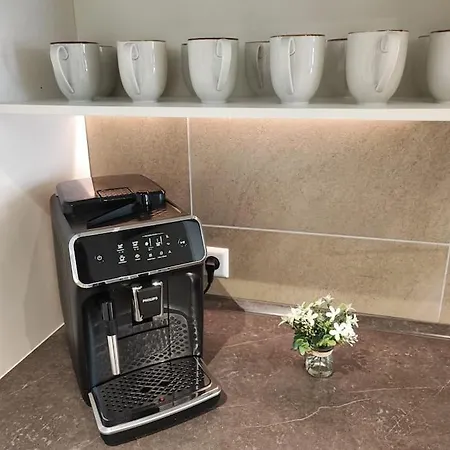 -stadthaus Ida- Mit Grosser Dachterasse, Am Schlosspark, Luftkurort Kisslegg, Boxspringbetten, Kaffeevollautomat, Smarttv, Familienfreundlich, Grosszuegig, Zentral