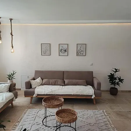 -stadthaus Ida- Mit Grosser Dachterasse, Am Schlosspark, Luftkurort Kisslegg, Boxspringbetten, Kaffeevollautomat, Smarttv, Familienfreundlich, Grosszuegig, Zentral *