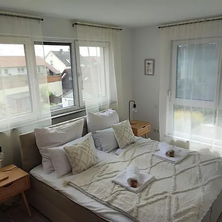 Holiday home -stadthaus Ida- Mit Grosser Dachterasse, Am Schlosspark, Luftkurort Kisslegg, Boxspringbetten, Kaffeevollautomat, Smarttv, Familienfreundlich, Grosszuegig, Zentral