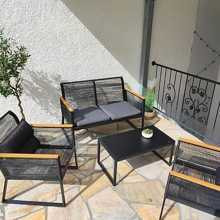 -stadthaus Ida- Mit Grosser Dachterasse, Am Schlosspark, Luftkurort Kisslegg, Boxspringbetten, Kaffeevollautomat, Smarttv, Familienfreundlich, Grosszuegig, Zentral Holiday home