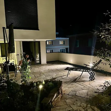 -stadthaus Ida- Mit Grosser Dachterasse, Am Schlosspark, Luftkurort Kisslegg, Boxspringbetten, Kaffeevollautomat, Smarttv, Familienfreundlich, Grosszuegig, Zentral Holiday home *