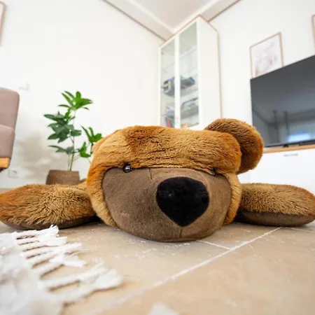 -stadthaus Ida- Mit Grosser Dachterasse, Am Schlosspark, Luftkurort Kisslegg, Boxspringbetten, Kaffeevollautomat, Smarttv, Familienfreundlich, Grosszuegig, Zentral Tatil Evi *