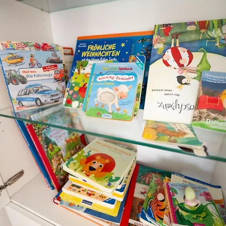 -stadthaus Ida- Mit Grosser Dachterasse, Am Schlosspark, Luftkurort Kisslegg, Boxspringbetten, Kaffeevollautomat, Smarttv, Familienfreundlich, Grosszuegig, Zentral Holiday home