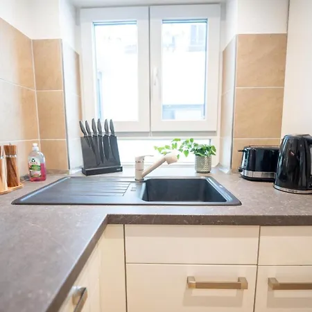 Holiday home -stadthaus Ida- Mit Grosser Dachterasse, Am Schlosspark, Luftkurort Kisslegg, Boxspringbetten, Kaffeevollautomat, Smarttv, Familienfreundlich, Grosszuegig, Zentral
